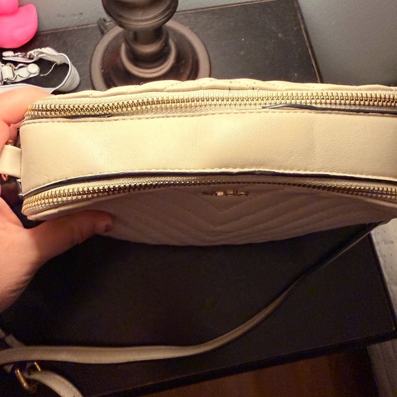 ALDO Beige Quilted Crossbody Bag - Picture 6 of 7